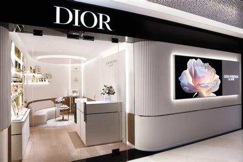 dior prestige ion orchard.